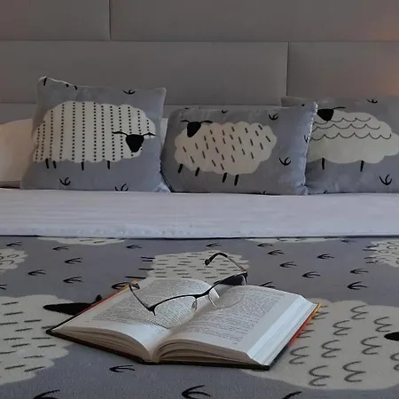 Апартаменти Town View Братислава